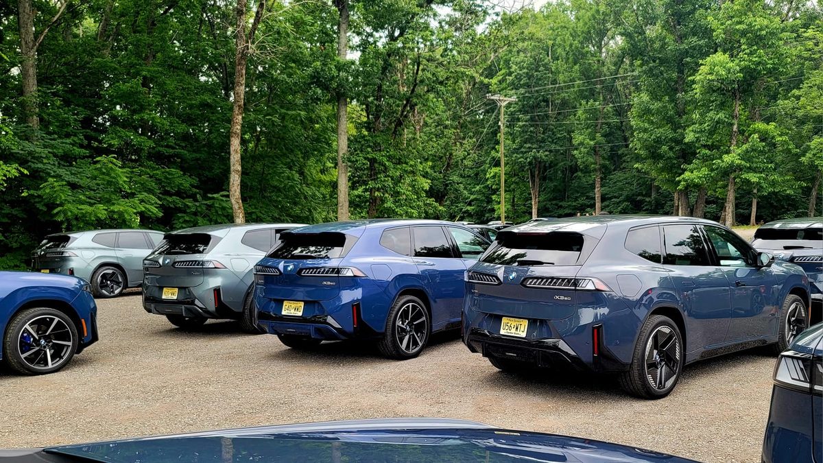 A lineup of new BMW iX3 Neue Klasse electric SUVs